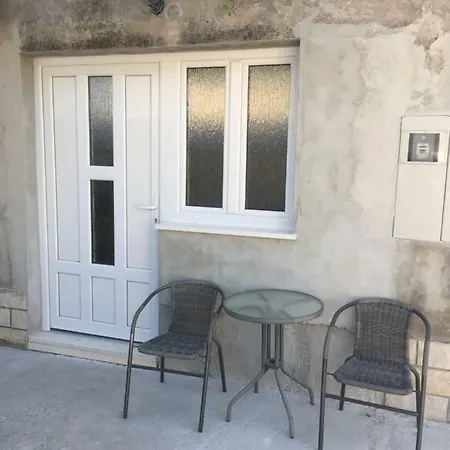 Apartament Goreta *