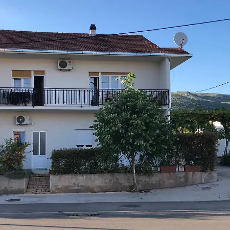 Goreta Apartment *