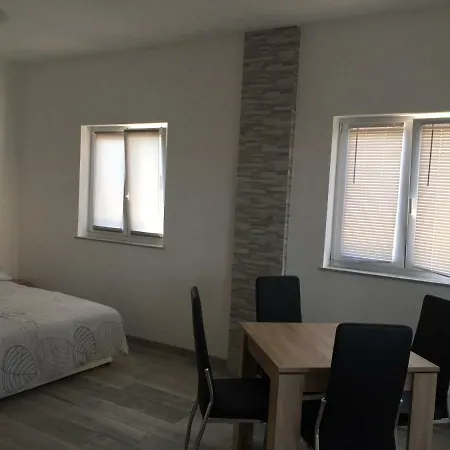 Apartment Goreta *